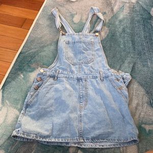 Overall dress